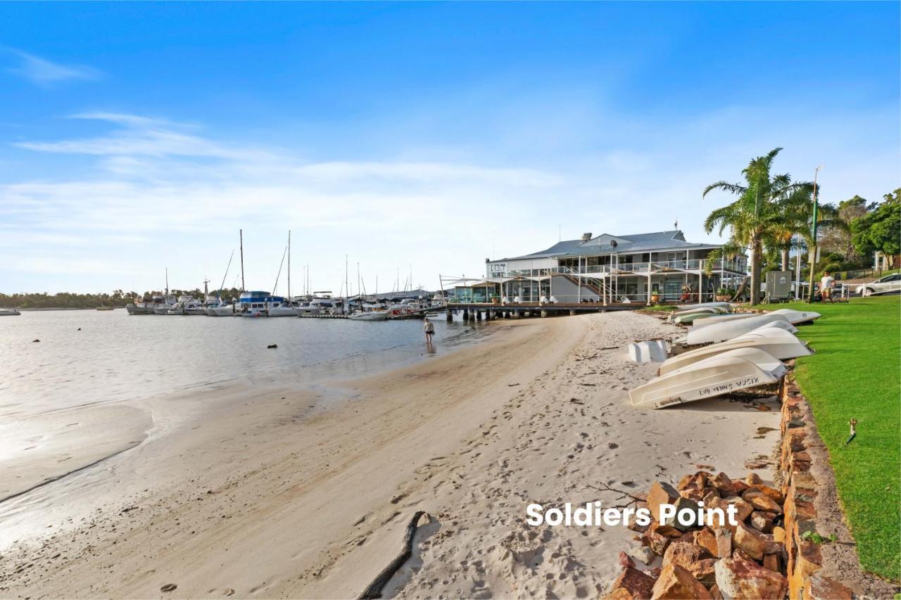 Aparthotel The Oasis At One Mile Beach Nelson Bay Exterior foto